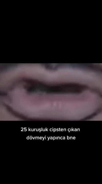 Aga hepimiz yaptık o dövmelerden kabul edin :)