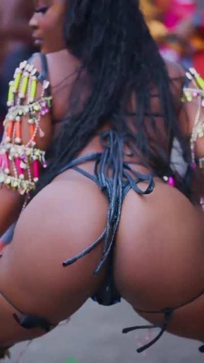 No lie in those song lyrics (📷:@bajantube)