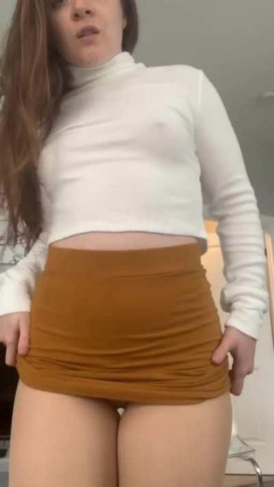 Making my pantyhose wet