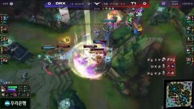 T1 Faker Tryndamere triple kill vs DRX