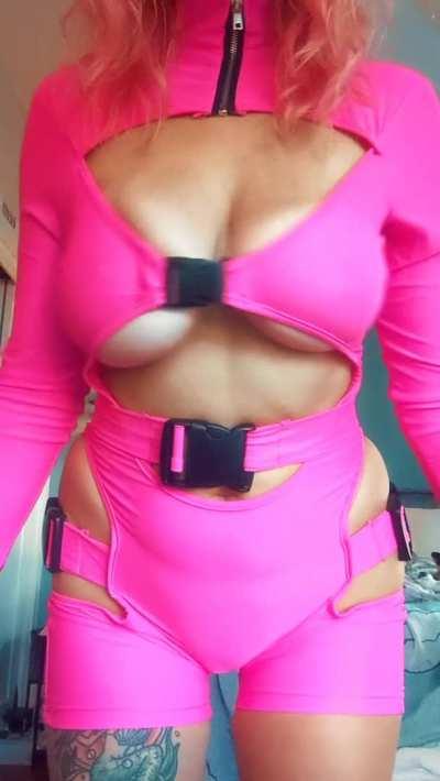 I love to shimmy 💞