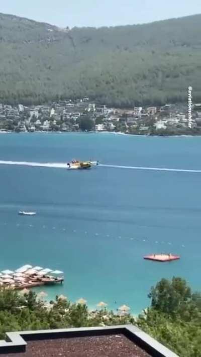 Firefighting aircraft blocked during loading