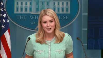 Caroline Leavitt is a G!