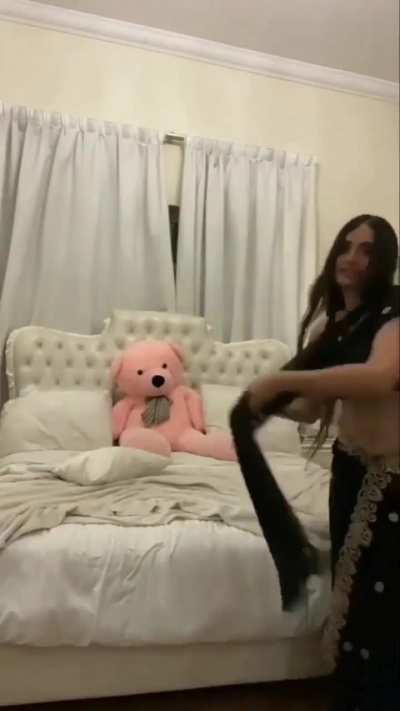 POV - Lana getting naughty in front of you and trying to seduce you 🔥