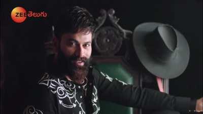 Ohmkar annaya malli chinna pallaliki PTSD ivvadaniki vastunnadu