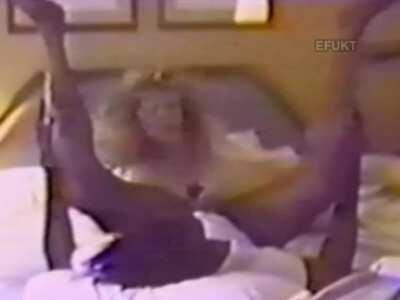 Chuck Berry farting on a prostitute while she eats his scrum