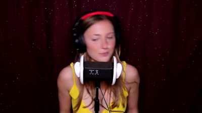 Gooseberries ASMR performed by Violet Knight. Would you like to join her eating some gooseberries? 😉🤤