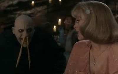 R.C showing his wife after taking the pic.