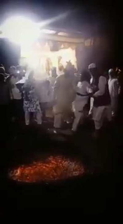 Свининкой запахло