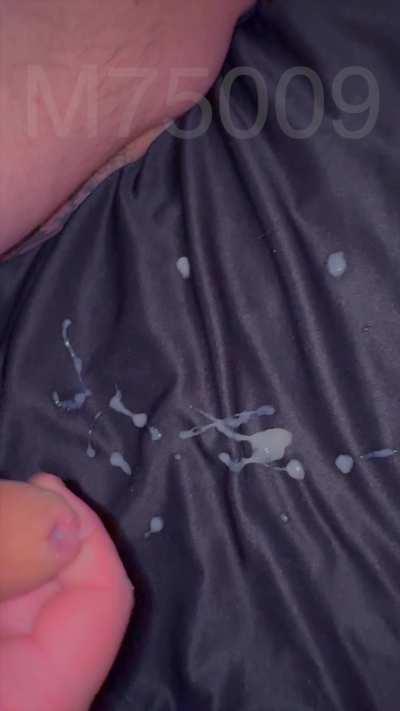 another big thick cumshot I did