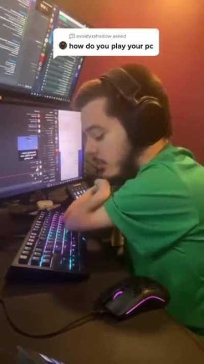 Dude can type faster then me !!