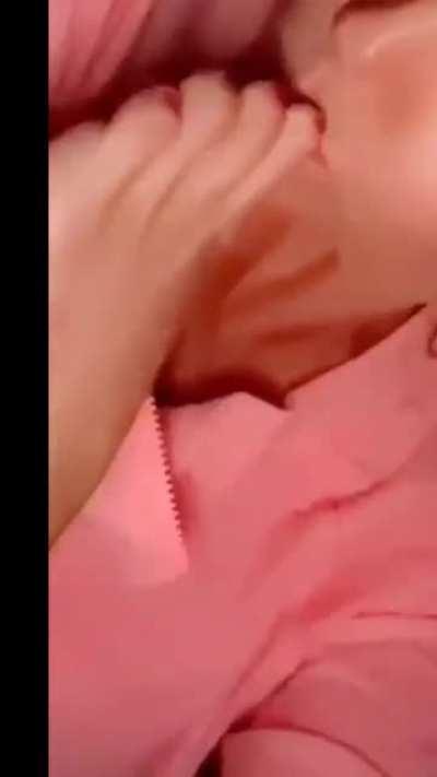 Wish I had some more sexy toes to suck on 😘