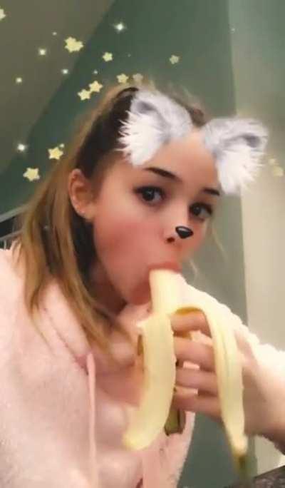 Dm on insta to trade Livvys leaks or if u have new leaks DM me My Insta Is SaquanBarkley1472