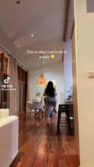 She knows what she’s doing… again…