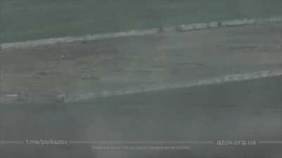 Azov Regiment reportedly destroying a Russian vehicle in Mariupol