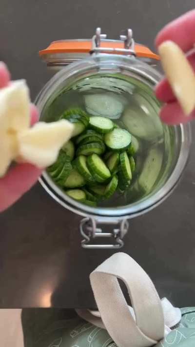 OnlyPans! Fried chicken sandwich 😋