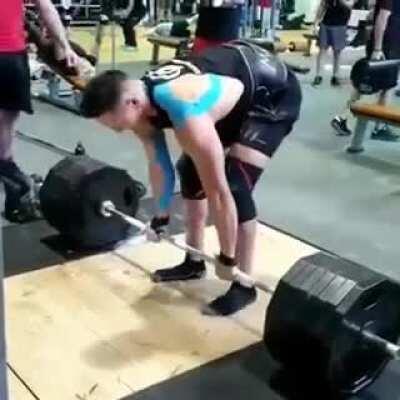 Egolifter loses his shit