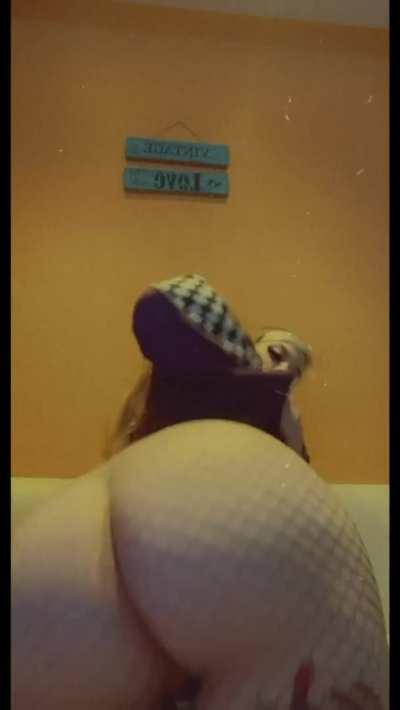 Can i ride your face? Yes or no? 😈