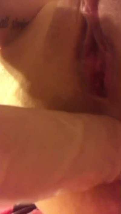 Fucking my ass, it feel sooo good