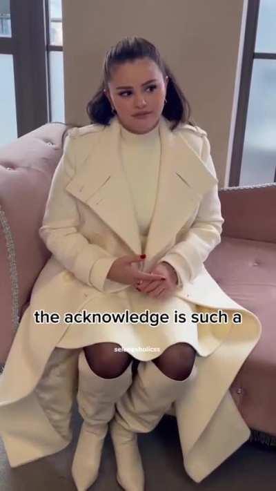 she looks so thick and full here 🍑🍼🥰😍😘🤩🤤🤤🤤