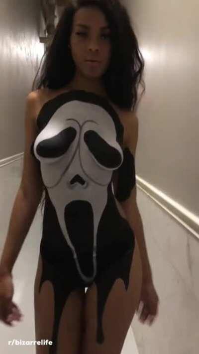 “Scream” body Art