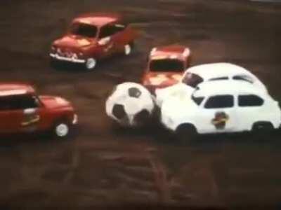 Beogradjani 10. maja 1978. na Tašmajdanu su imali priliku da gledaju jednu od najneobičajnijih utakmica ikada: 