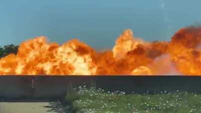 Perfectly tracked explosion while moving on a highway