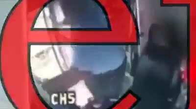 The edit was way too good to not reshare lmao Everytime I watched it again, I'd read something new