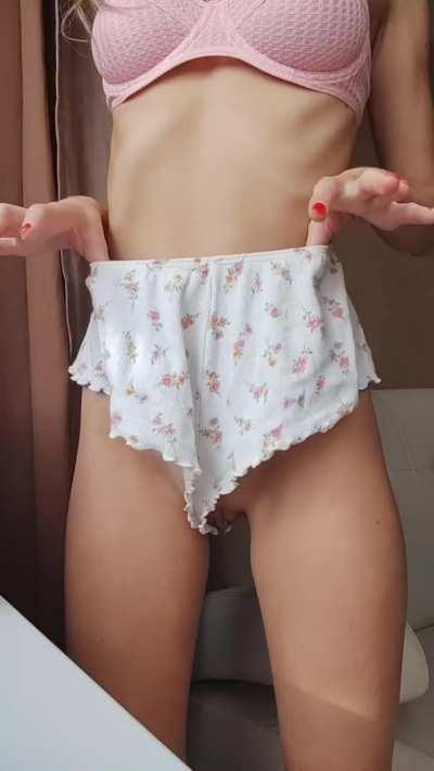 Im only gonna wear shorts like this, when you're around, daddy...