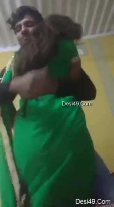 Desi Dew@r & Bh@bhi Secret $*x. Full Video Link In Comments 😍👍🏻