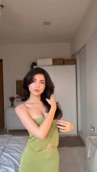 Khushi chawla