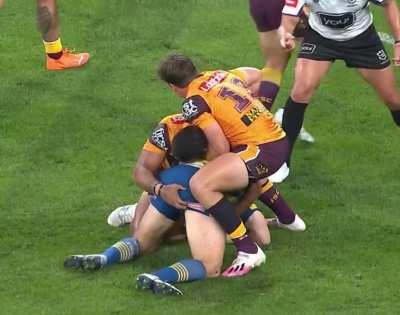 Joe O digging deep in defence