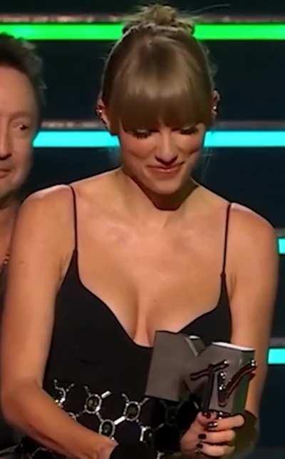 The things I would do for Mommy Tay! <3