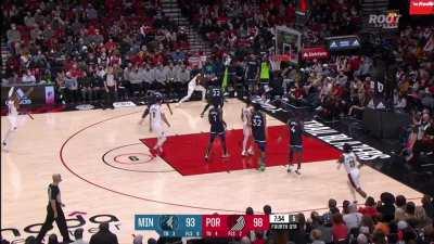 [Highlight] Anfernee draws them in then finds Nassir for the fake and the explosion to the rim