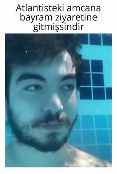 Bu arada Atlantis merkezde bi midyeci var efsanee...