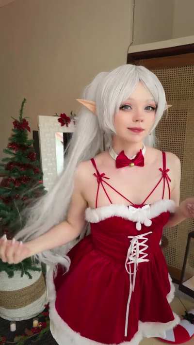 Christmas Frieren cosplay