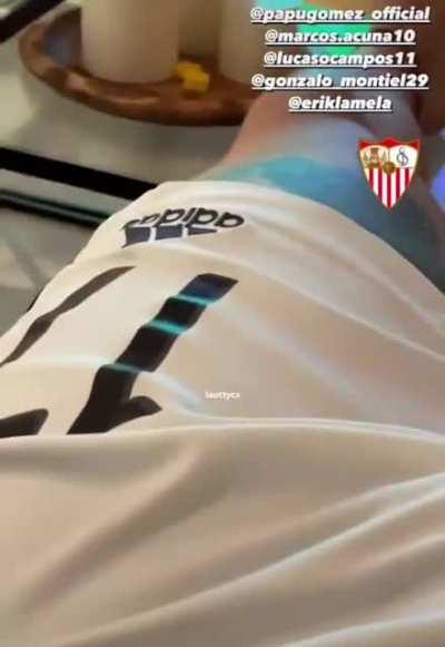 Noo Momo y esa piton?