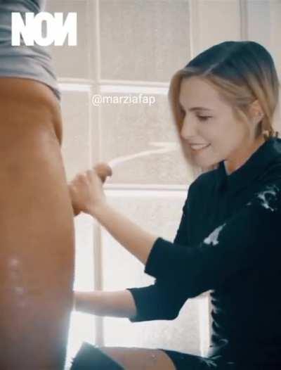 Follow marziafap on Instagram