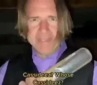 Eu sem entender porra nem uma