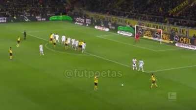 Cobrança de falta Borussia vs Palmeiras