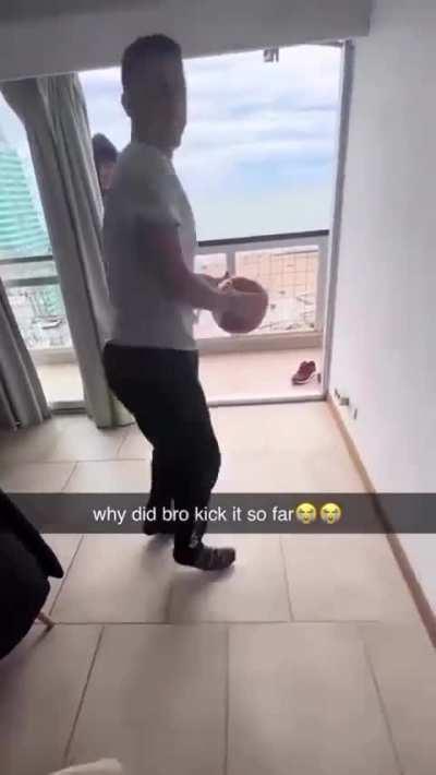 Quase deu uma volta no mundo