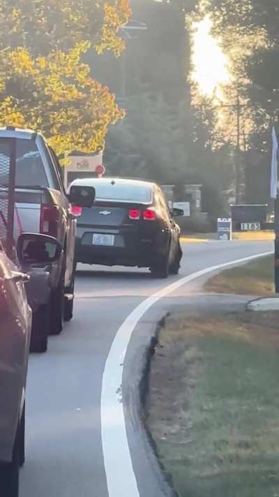 Idiot just will not pull over for a flat [oc]