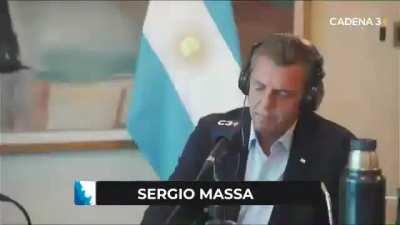 Cuiden a la periodista cordobesa Agustina Vivanco que ya entró a la lista de periodistas que dejaron en ridiculo al candidato del establishment.