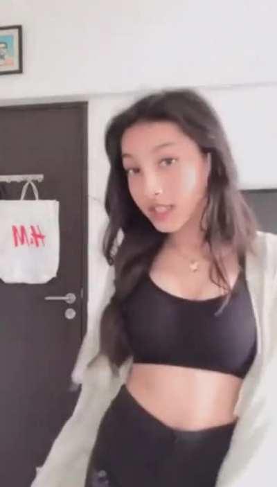 Someone please tell her IG!!