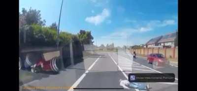 Trying to get that sweet sweet claim money in Clare Hall, Dublin.