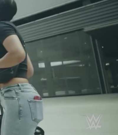 Bayley in jeans