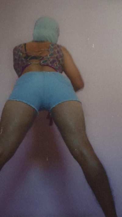 Hey baddies I need a daddy