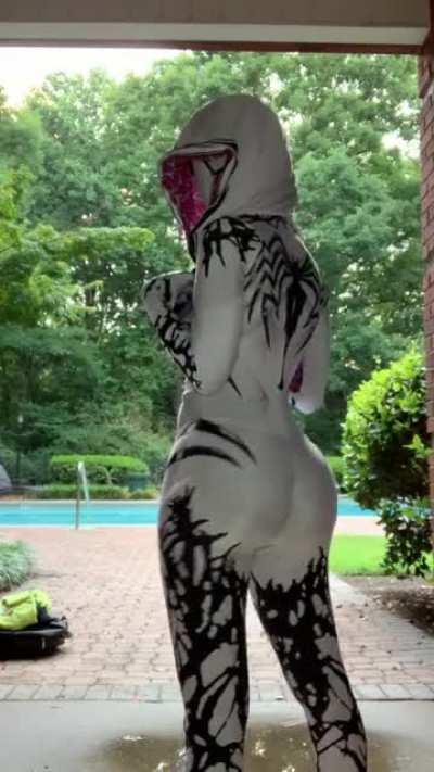 Gwenom by realmilesandgwen