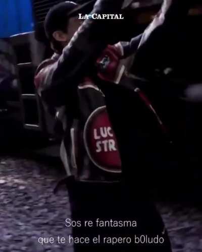 Un fantasma en las vías del tren