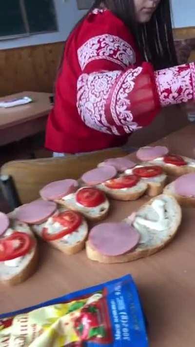 Average school day in Balkans